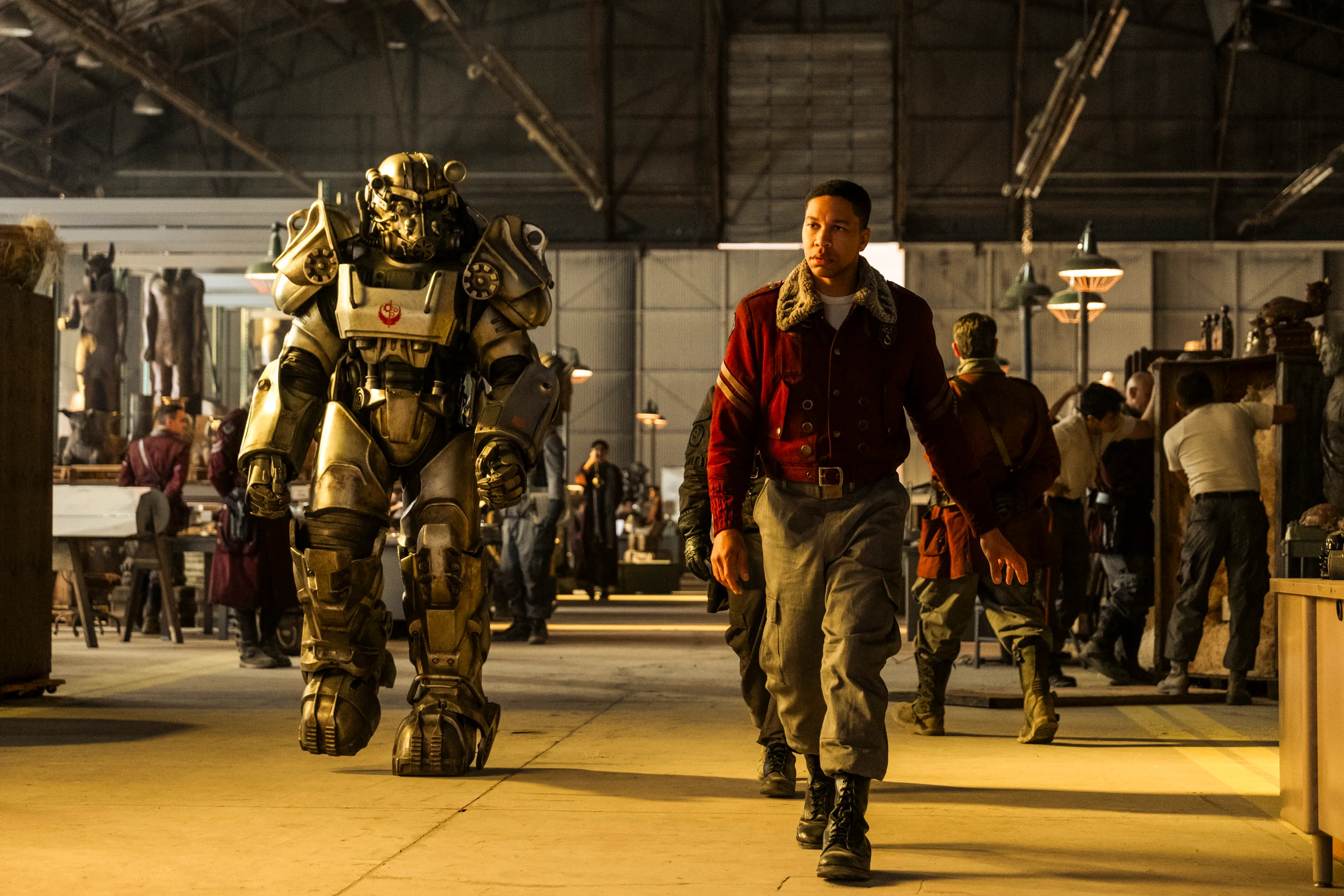 Estrategia de los Emmy para la segunda temporada de 'Fallout': Aaron Moten pasa a actor principal