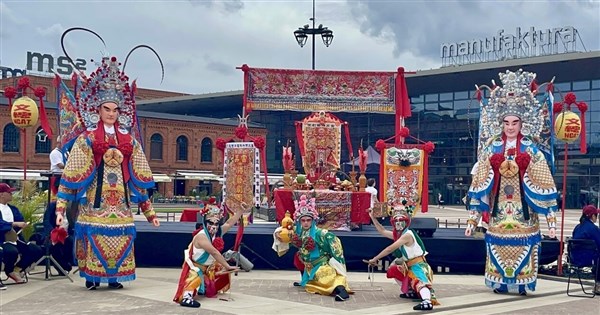 台灣廟口文化在波蘭洛茲引起熱烈反響，多項活動吸引眾多民眾參與