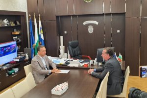 Изборът на Бургас за домакин на „Евровизия“ 2027 предизвика политически спорове