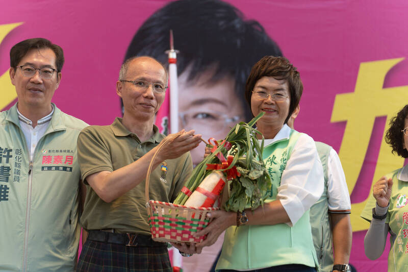 台北市長選情民調：沈伯洋支持度領先蔣萬安，雲林花生災損嚴重，桃園航空城基地動土