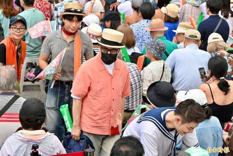 蔡康永出席競總成立大會引發爭議，國民黨主席批評其在中國的商業利益