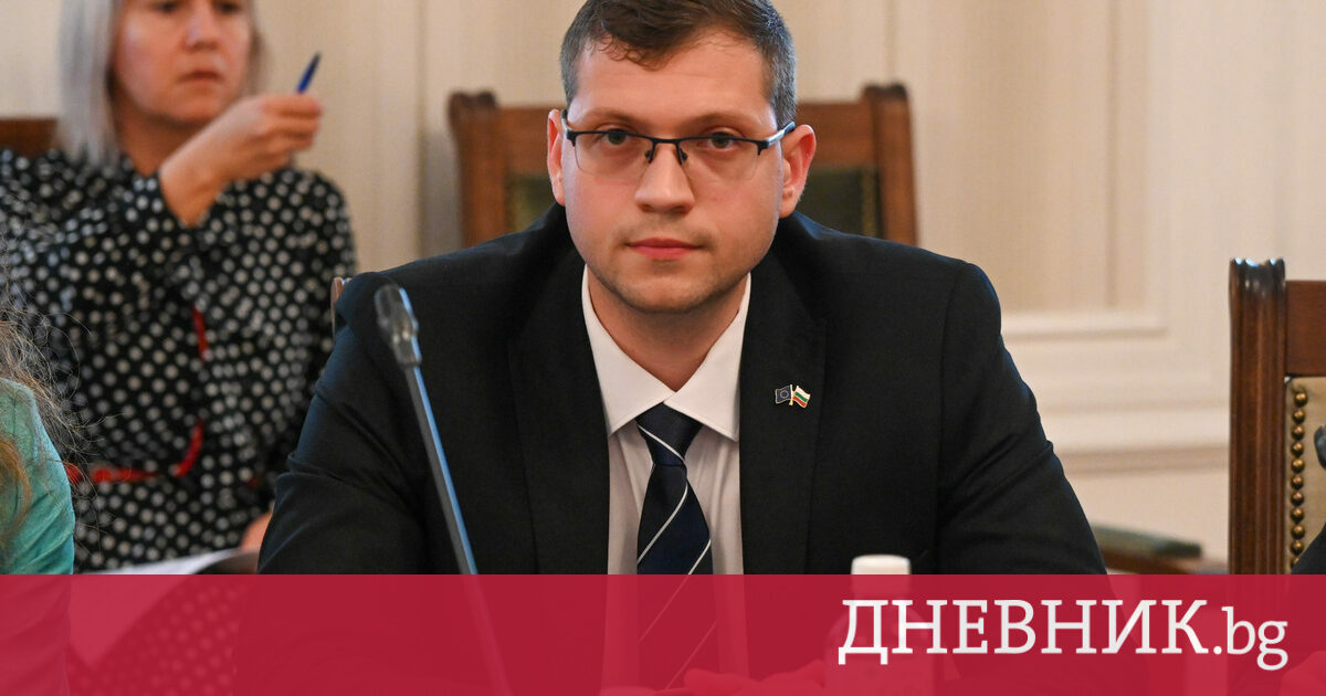 Депутат от „Прогресивна България“ твърди, че ДПС винаги подкрепя управляващите, докато не се забелязва промяна във външната политика на страната към Украйна