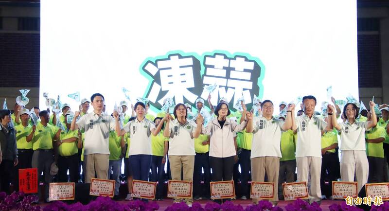 嘉義選舉戰況升溫：蔡英文站台助選，陳聖平獅隊賽事表現亮眼