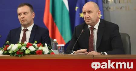Радев: България не е застрашена от американските самолети в Безмер