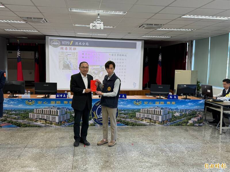 侯友宜重提八里改隸淡水警分局，引發基層警力擔憂；宜蘭遊客車事故釀五傷