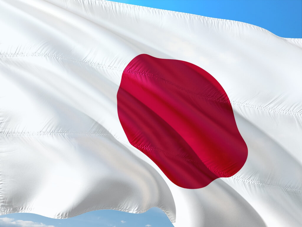 日本眾議院透過皇室典範修正案，允許養子繼承皇位