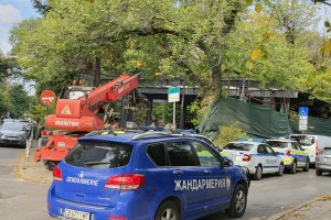 Жандармерия спря събарянето на ресторант "Кошарите" след жалба от собственика