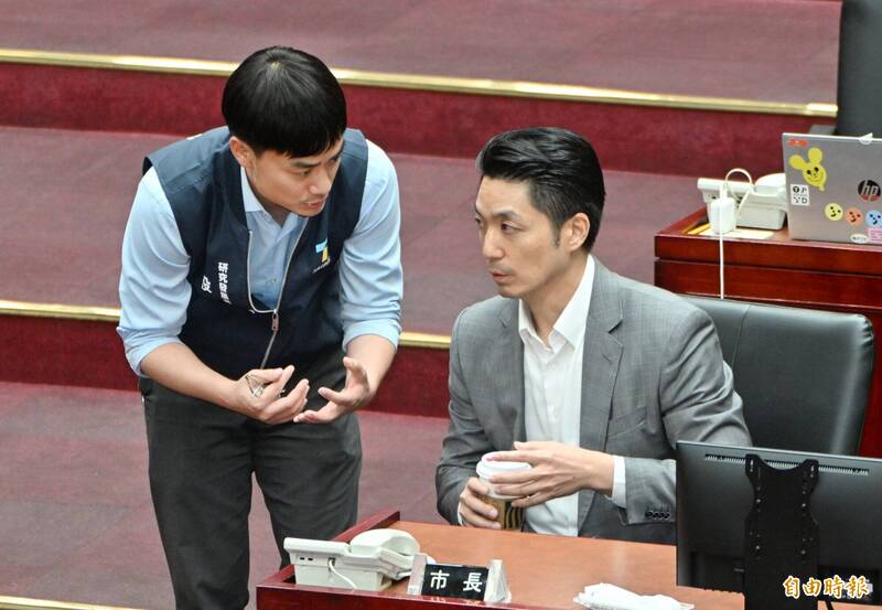 蔣萬安兒子甄選引爭議，藍營護航與黨主席遭質疑