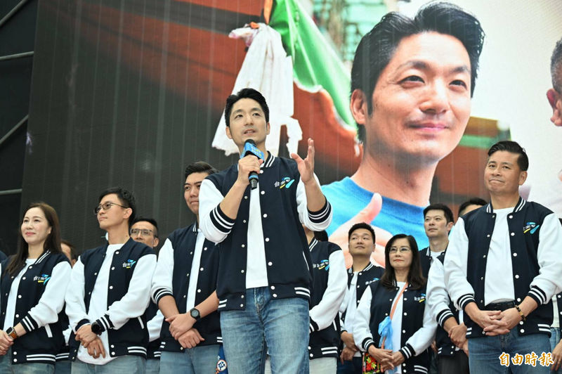 蔣萬安造勢大會吸引五萬人參與，藍營名嘴潑冷水；張士綸賽後吐露心聲，盼明年再戰
