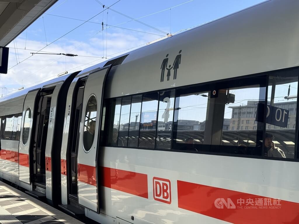 德國一列高速列車因衛生紙用盡臨時停車，列車長緊急採購