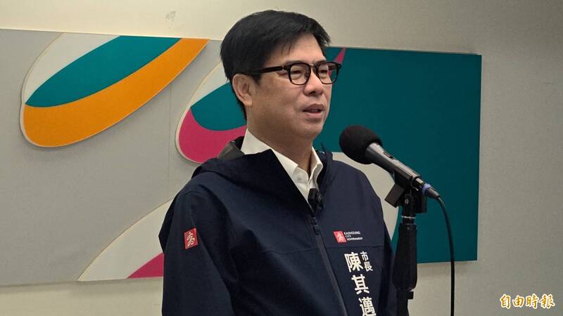 蔣萬安呼籲普發兩萬，陳其邁酸富人想吃鮑魚