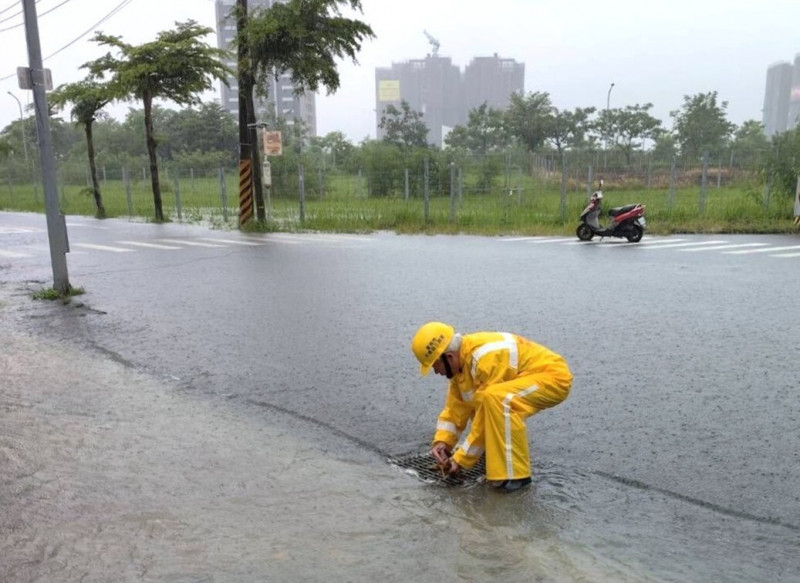 南高屏豪雨成災，經濟部應變小組升至二級開設