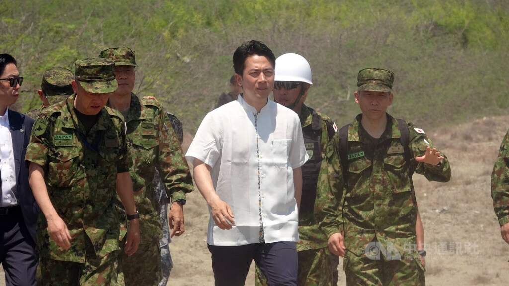 高市改組預計留任小泉進次郎，防衛政策方向引發黨內爭議