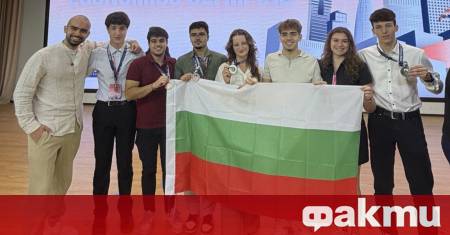 Български ученици спечелиха общо 5 медала на Международната олимпиада по икономика в Китай
