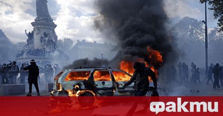 Френски гимназисти продължават протестите след среща с Макрон, настояват за конкретни мерки