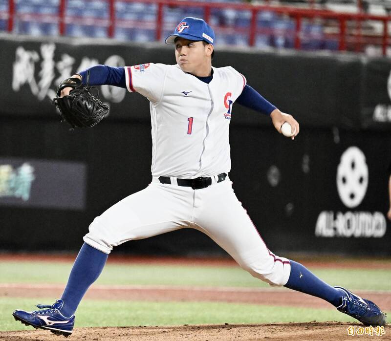 台灣左投劉任右、河弦丞表現亮眼，日隊教頭岡田龍生稱日本高校缺乏同等級投手