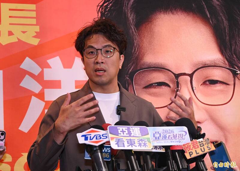 沈伯洋民調逼近蔣萬安，曹興誠預言引發關注