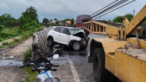 झांसी में सड़क हादसे में अतीक अहमद के बेटे आबान की मौत