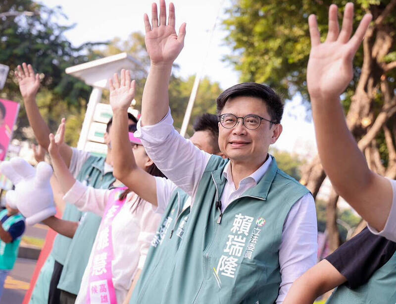 高雄市長選戰：命理師分析與藍委質疑僑委會預算