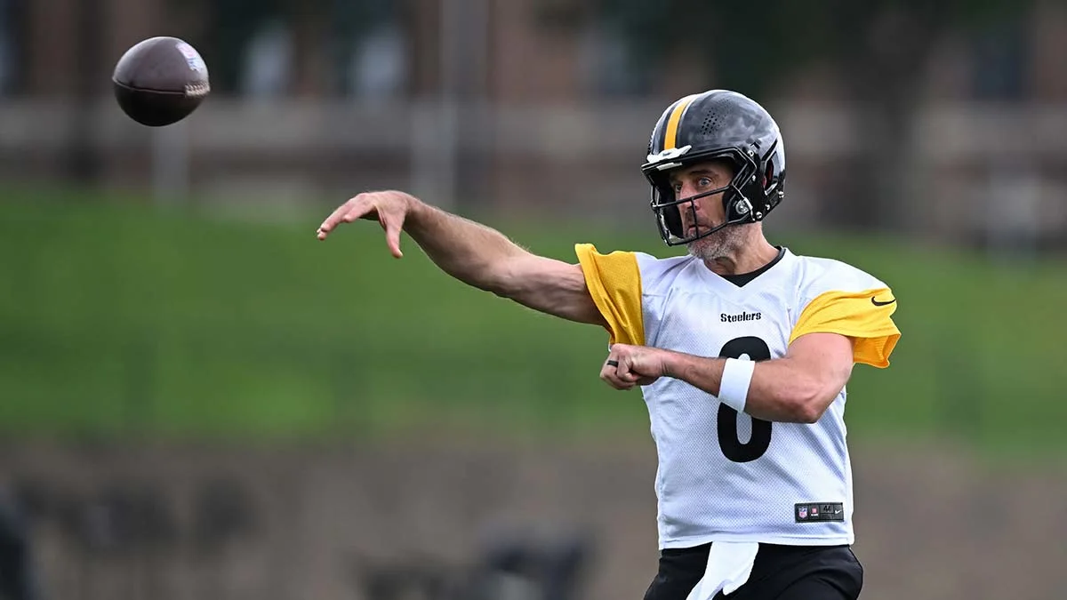 Aaron Rodgers Erklärt Bewunderung für DK Metcalf von den Steelers
