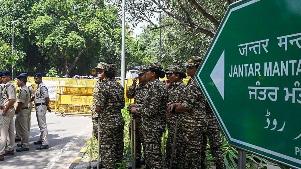 जंतर-मंतर पर प्रदर्शनों पर प्रतिबंध: नई साइटें अधिसूचित