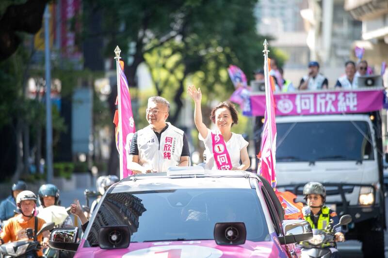 台中市長選戰號次出爐：何欣純車掃、江啟臣徒步拜票，警方破獲洗錢水房
