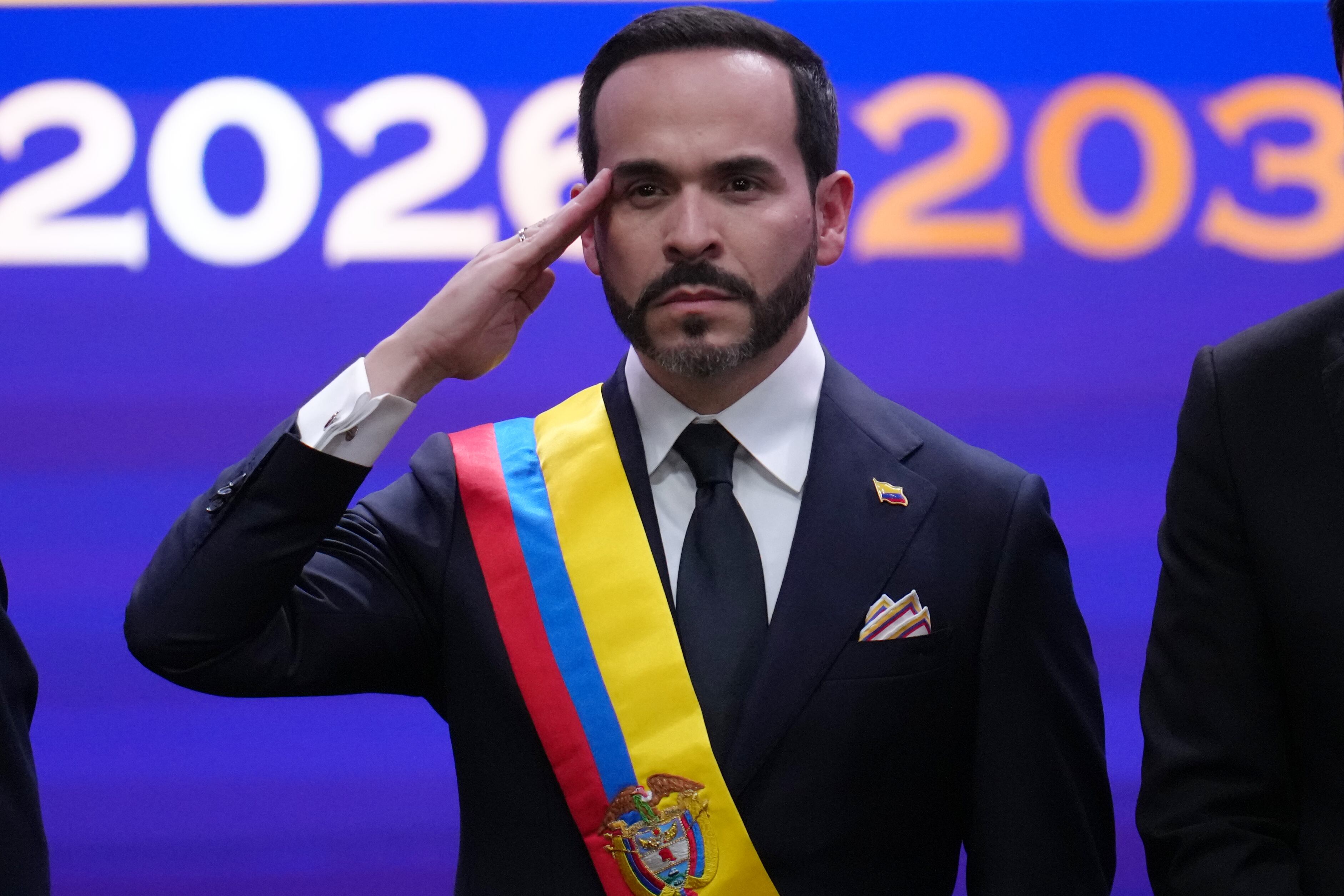 Abelardo de la Espriella asume la presidencia de Colombia