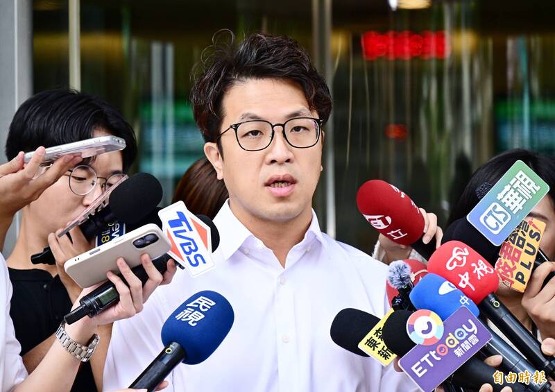 蘇春槐力挺沈伯洋，蔣萬安回應出身標籤
