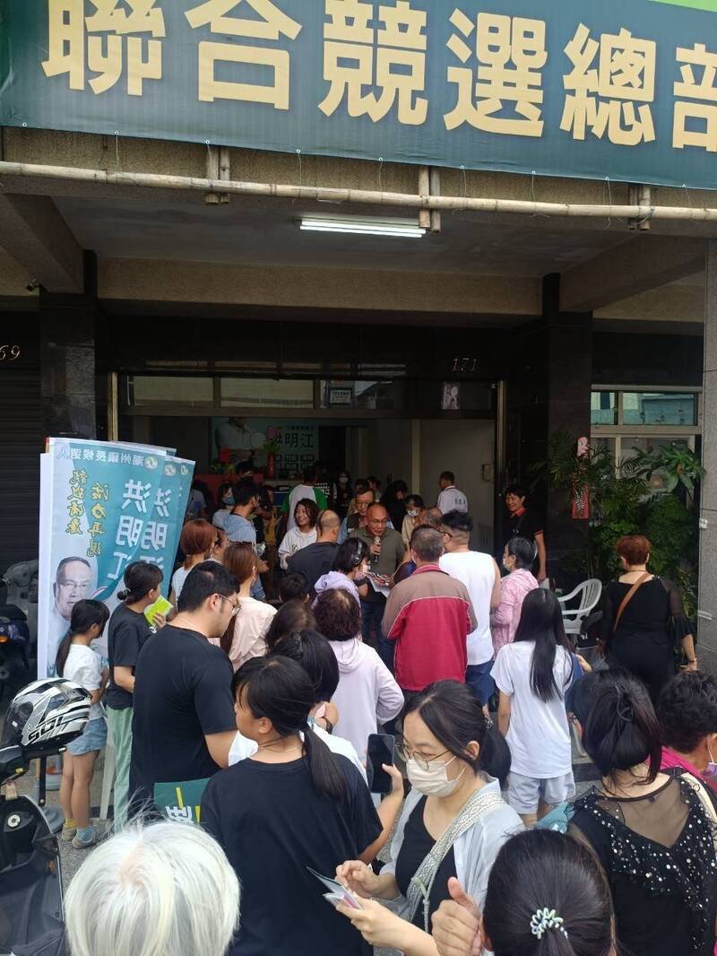 屏東首度發放「洋流」飄帶，引發支持者熱潮；台南鐵路地下化通車，商圈復甦受矚目