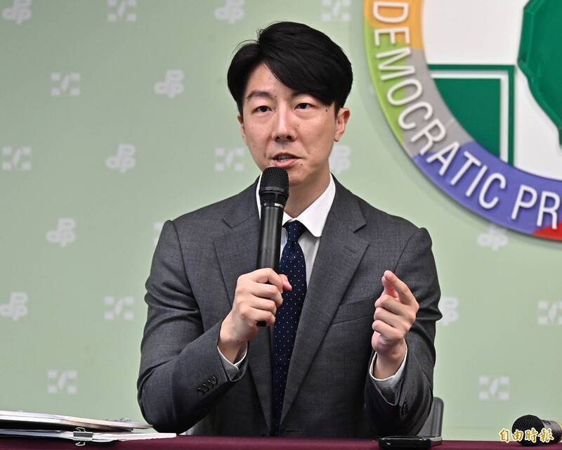 盧秀燕、蔣萬安市政受質疑；壯圍鄉長參選人涉賄、彰化選戰現AI造假；亞運男籃首戰險勝