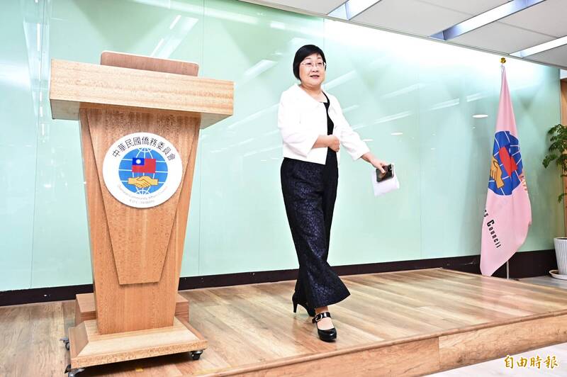 徐佳青請辭僑委會委員長，李姸慧暫代職務