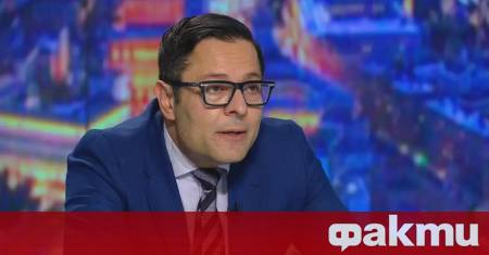 Рафинерия "Лукойл" не преработва руски петрол, потвърждава министърът на икономиката