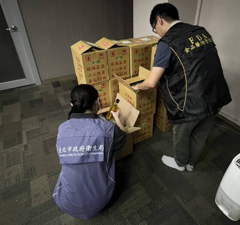 麻油車頂級冷壓苦茶油苯駢芘超標 北市採取預防性下架
