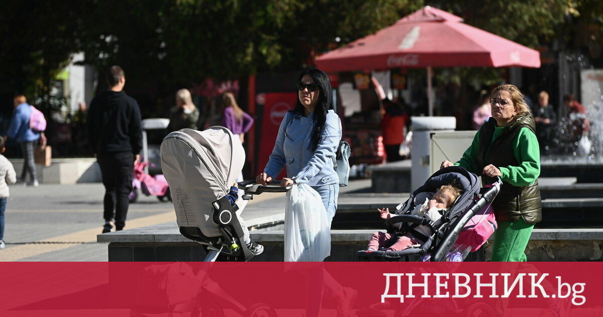 Майки от цялата страна протестираха с искане за повишаване на социалните плащания