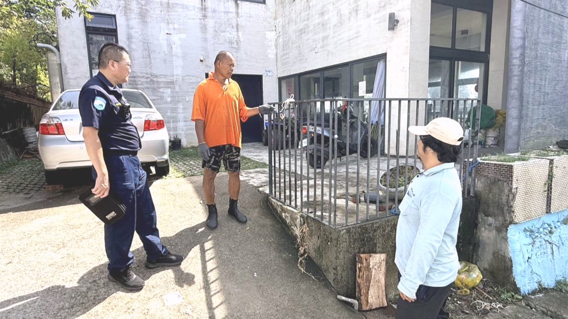 墾丁國家公園宰殺梅花鹿案與革龜救援事件