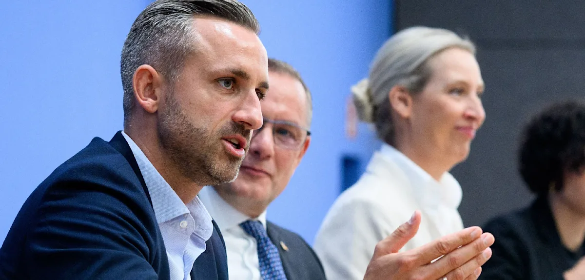 AfD strebt Regierungsbeteiligung in Sachsen-Anhalt an, während Wirtschaftsverbände vor Kursänderungen warnen