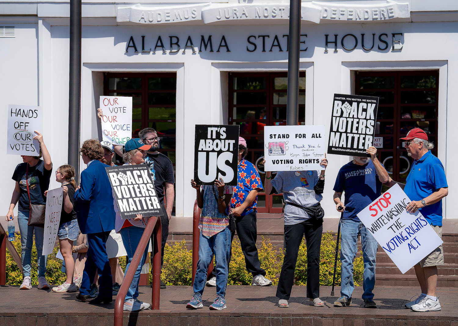 Alabama Legislature Passes Contingency Primary Bill, State Files Supreme Court Petitions Over Congressional Map