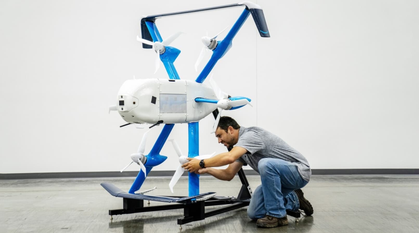 Amazon Expands Drone Delivery Service to Nearly 500 Cities