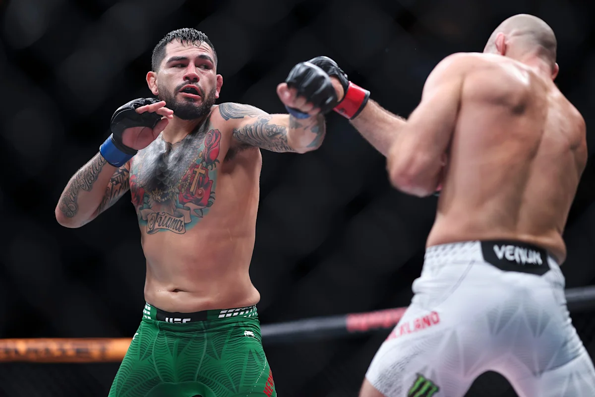Analyst Views Strickland as Unique UFC Middleweight