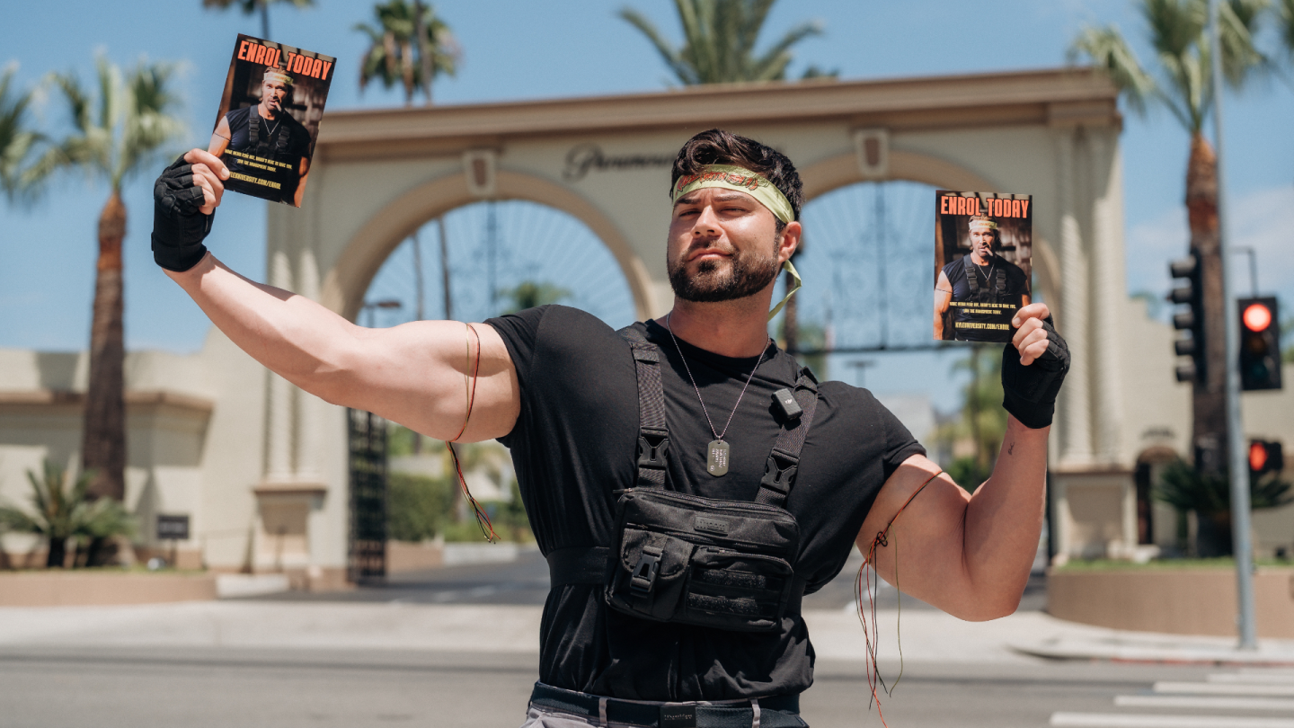 Anti-Manosphäre-Film setzt Stuntman in Werbekampagne ein