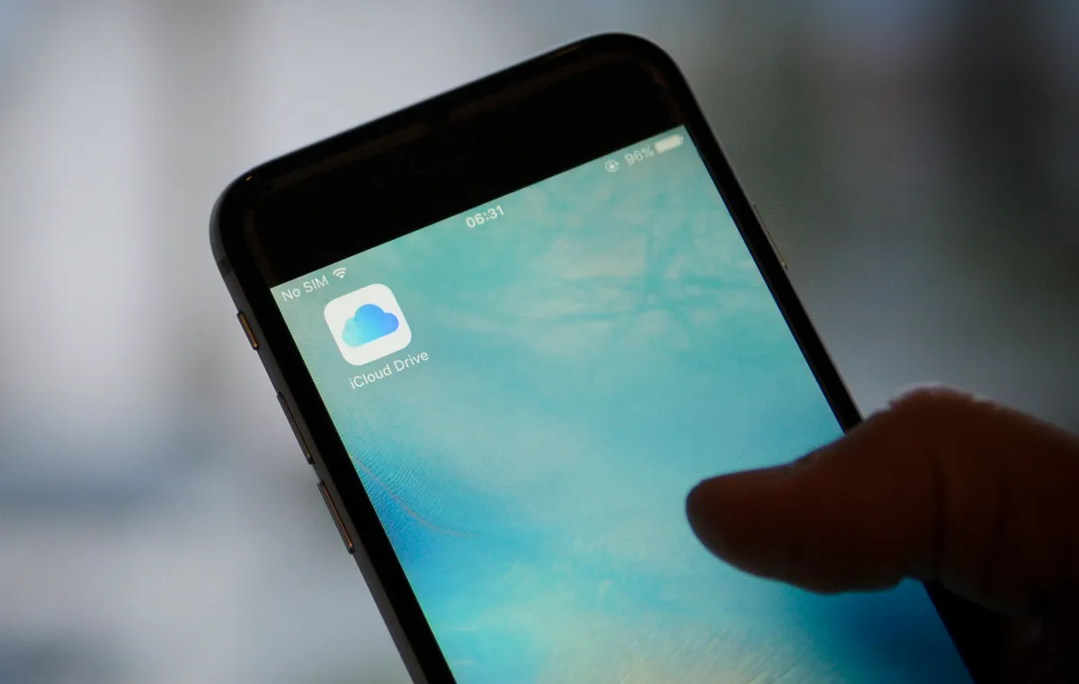 Apple Challenges UK Demand for iCloud Access