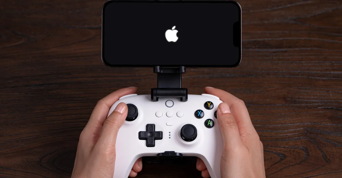 Apple Developing iPhone Game Controllers Under Beats Brand