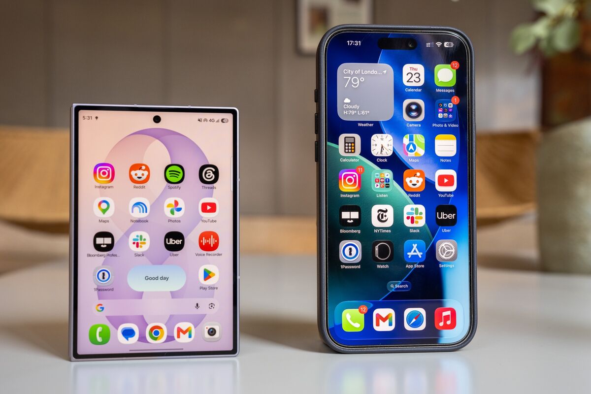 Apple Plans Foldable iPhone, Anticipates Price Increases