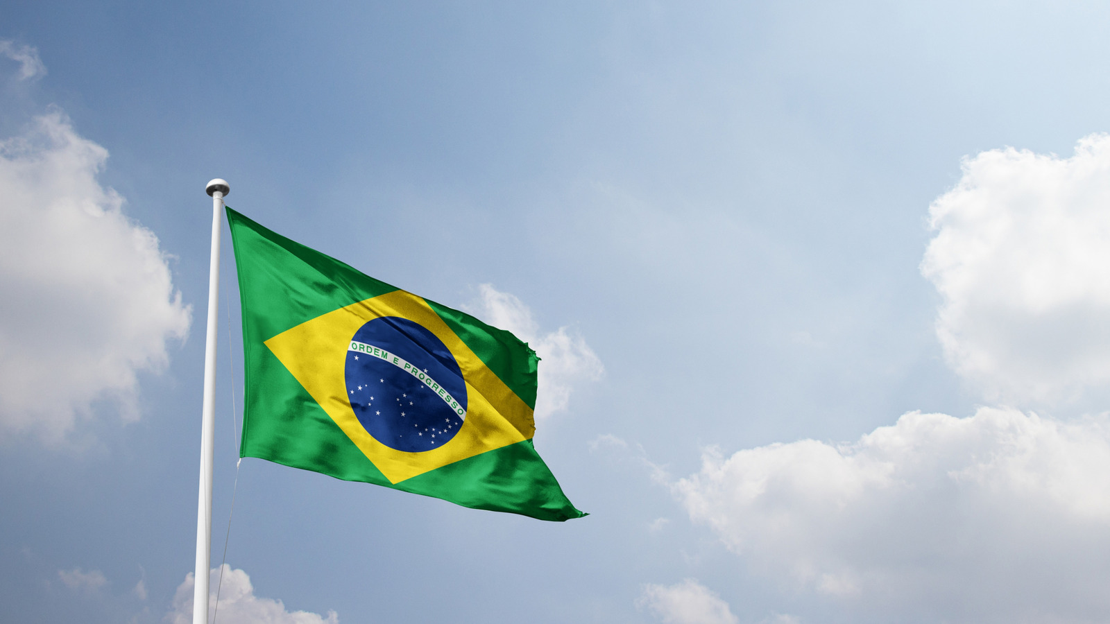 Apple to Allow Third-Party App Stores in Brazil