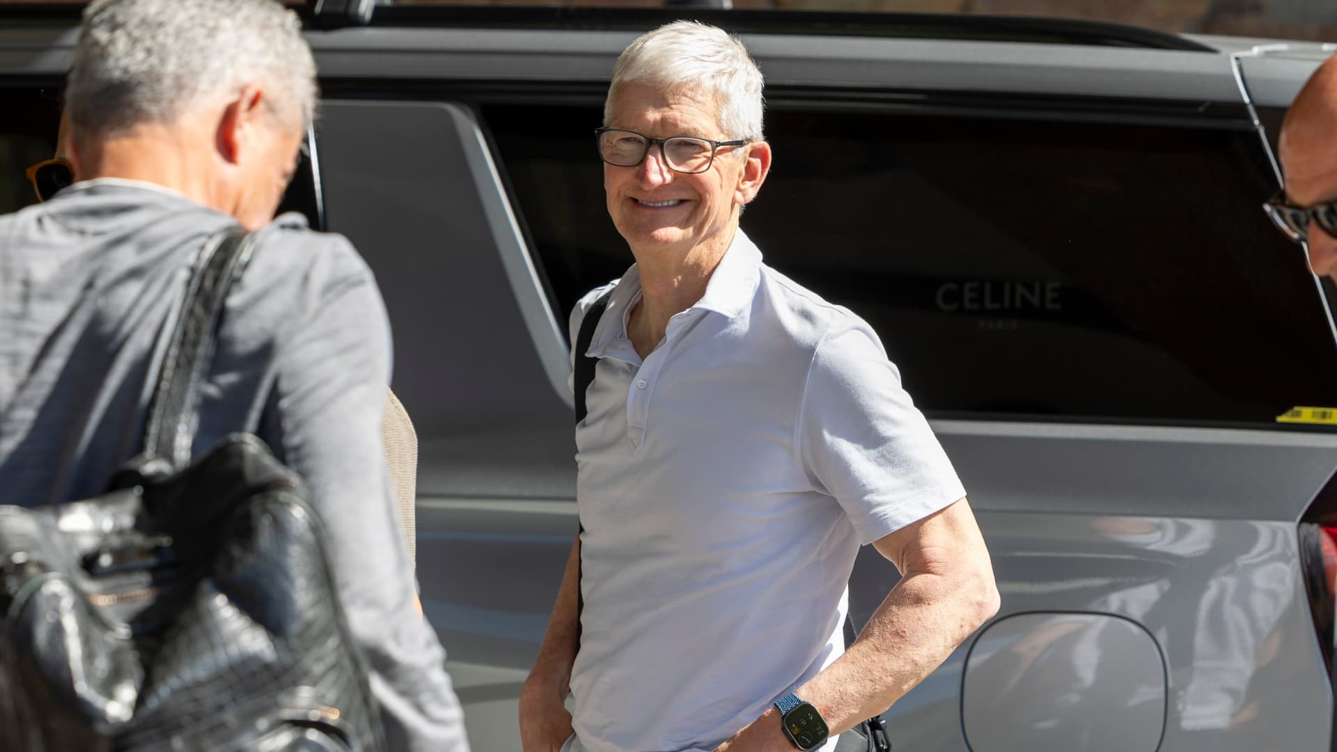 Apple to Charge for AI Features Through iCloud