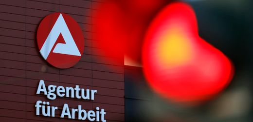 Arbeitslosenzahl sinkt unter drei Millionen, Herbstbelebung bleibt schwach