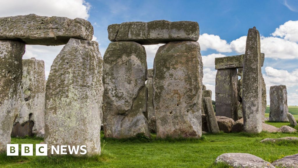Archaeologists Discover Ancient Monument Near Stonehenge