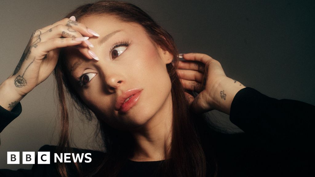 Ariana Grande Steps Back Amid Body Image Scrutiny