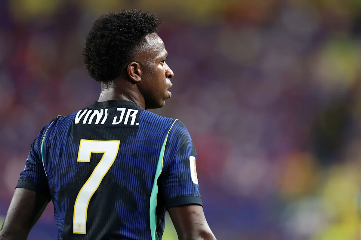 Los Propietarios del Arsenal Monitorean la Saga de Transferencia de Vinicius Jr.