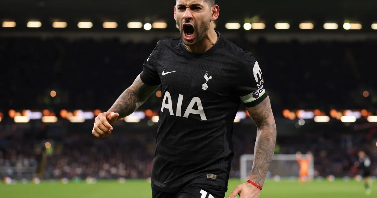 Arsenal Reportedly Interested in Tottenham Captain Romero